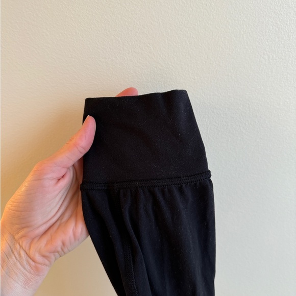 Lululemon Align Joggers - Picture 4 of 5